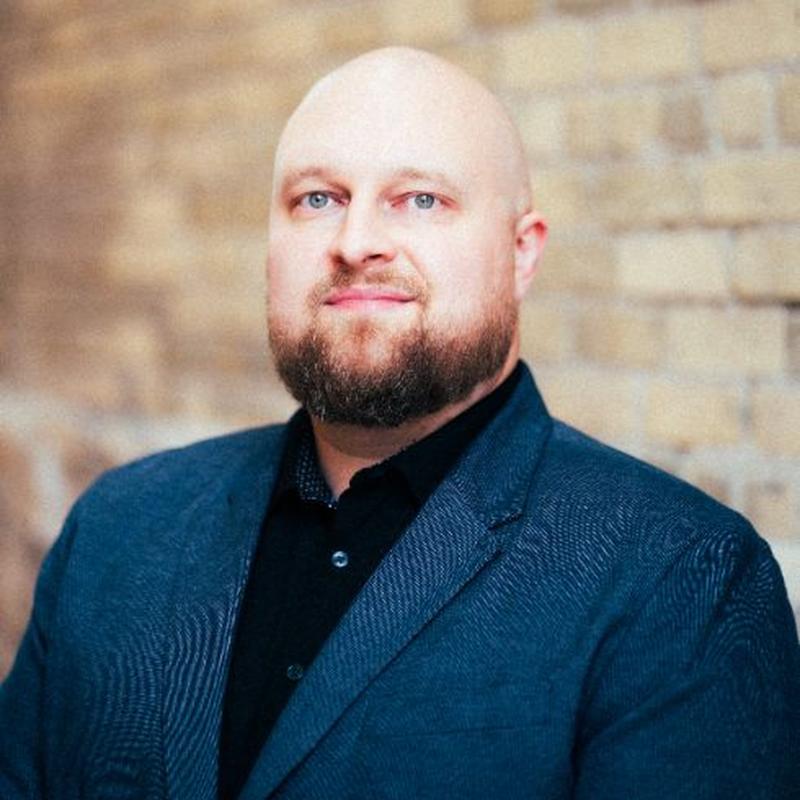 Photo of Colin Elliott